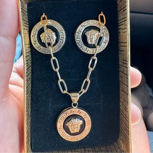 SOLD! 18karat Real gold set